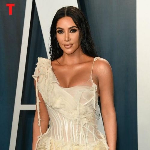 Kim Kardashian is “OVERWELMED And Upset” By Kanye West’s Behavior, According To A Source