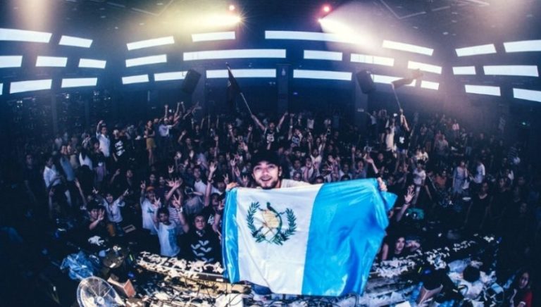 Guatemalan DJ Carl Nunes will participate in the Tomorrowland 2022 music festival