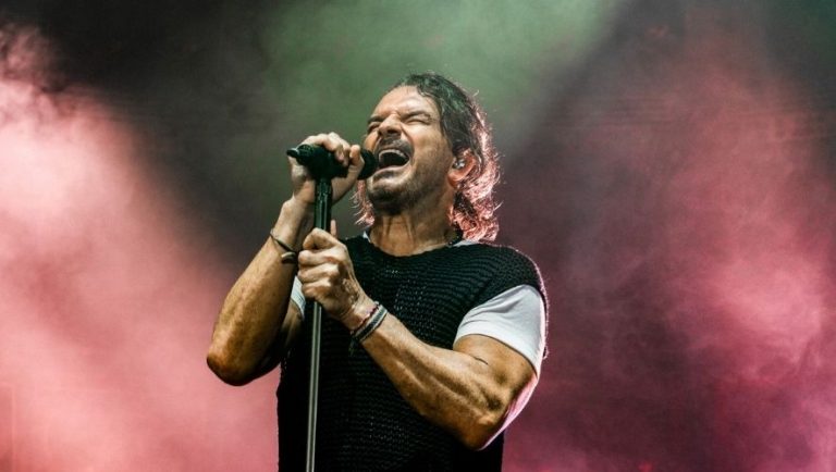 Ricardo Arjona confirms concert in Guatemala of his Black and White Tour, 2022