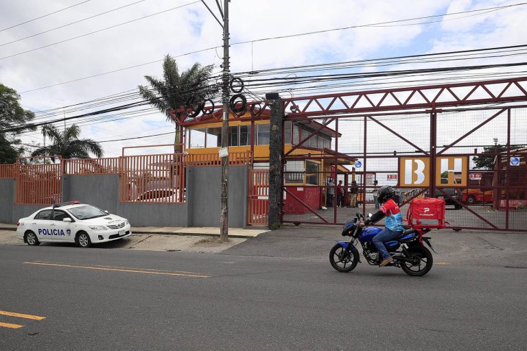 Busetas Heredianas campus raided by the OIJ and the Prosecutor’s Office