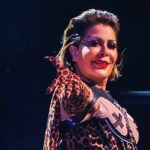 Alejandra Guzmán falls on stage and cancels the show in Washington;  she is transferred to the hospital by ambulance