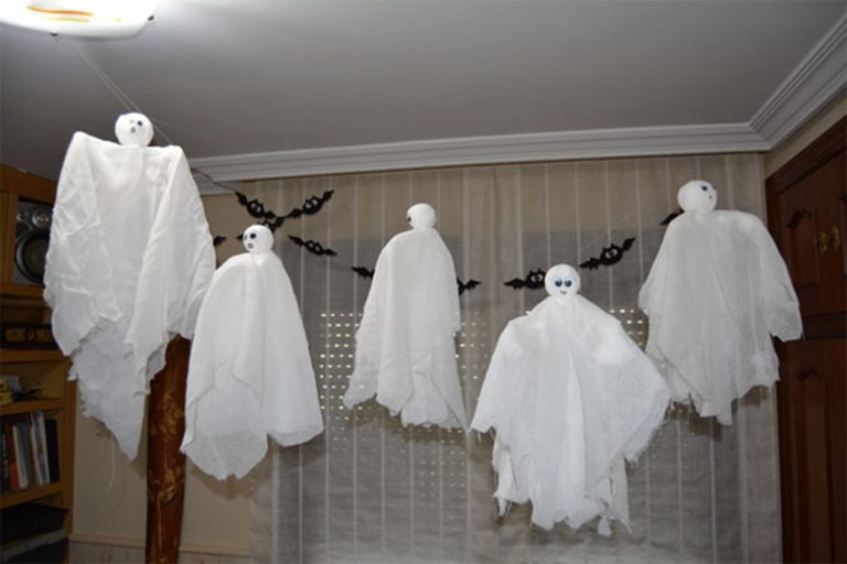 Flying ghosts for Halloween